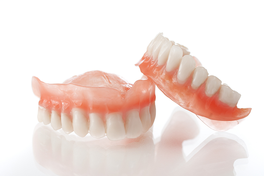 A Complete Guide to Dentures in Oklahoma City, OK: Types, Benefits, and Care
